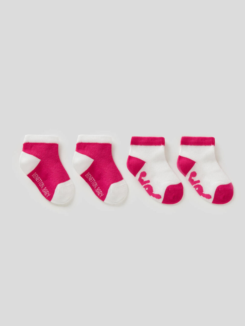 Two-tone sock set image number null