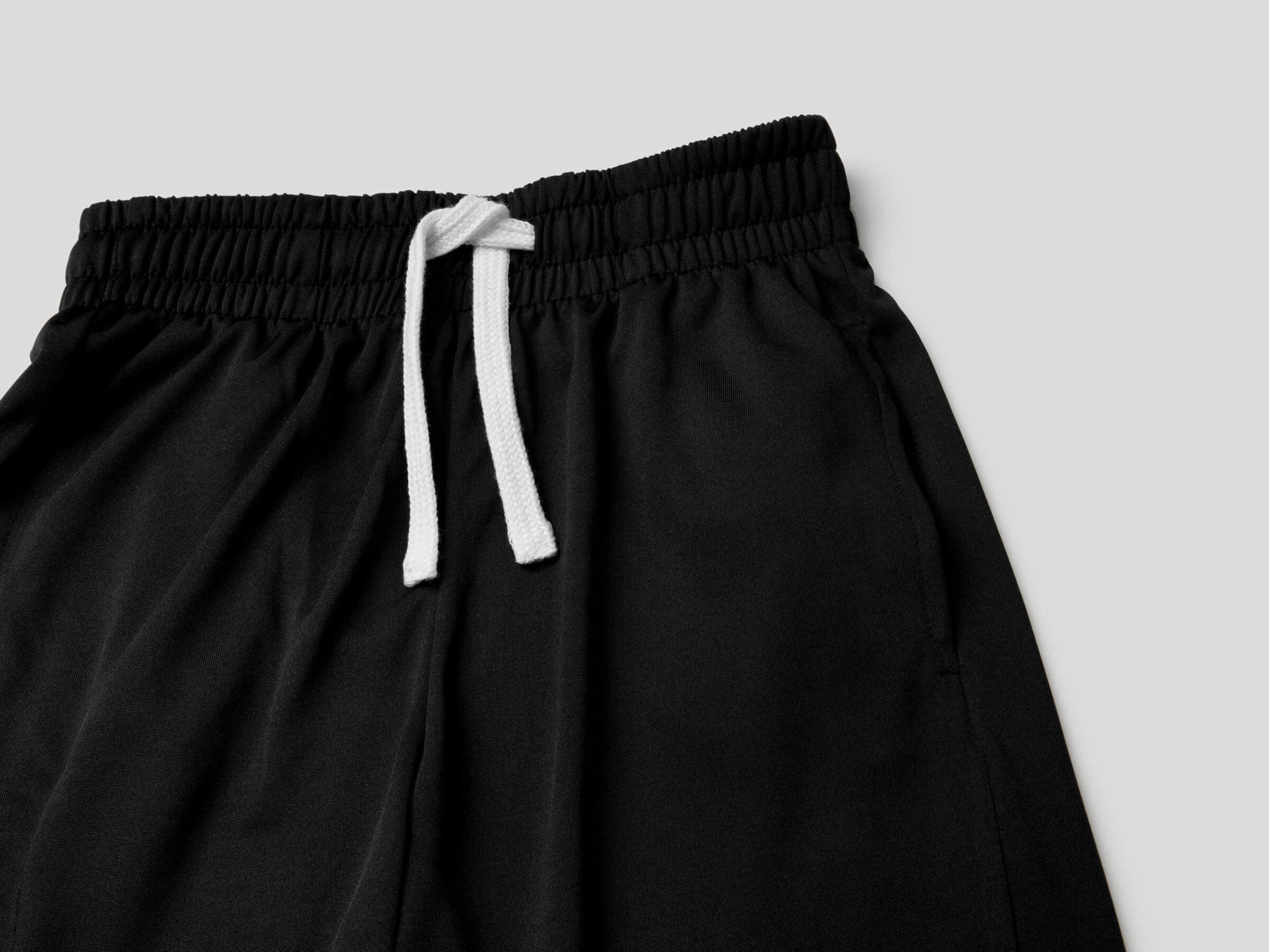 Bermudas with drawstring image number null