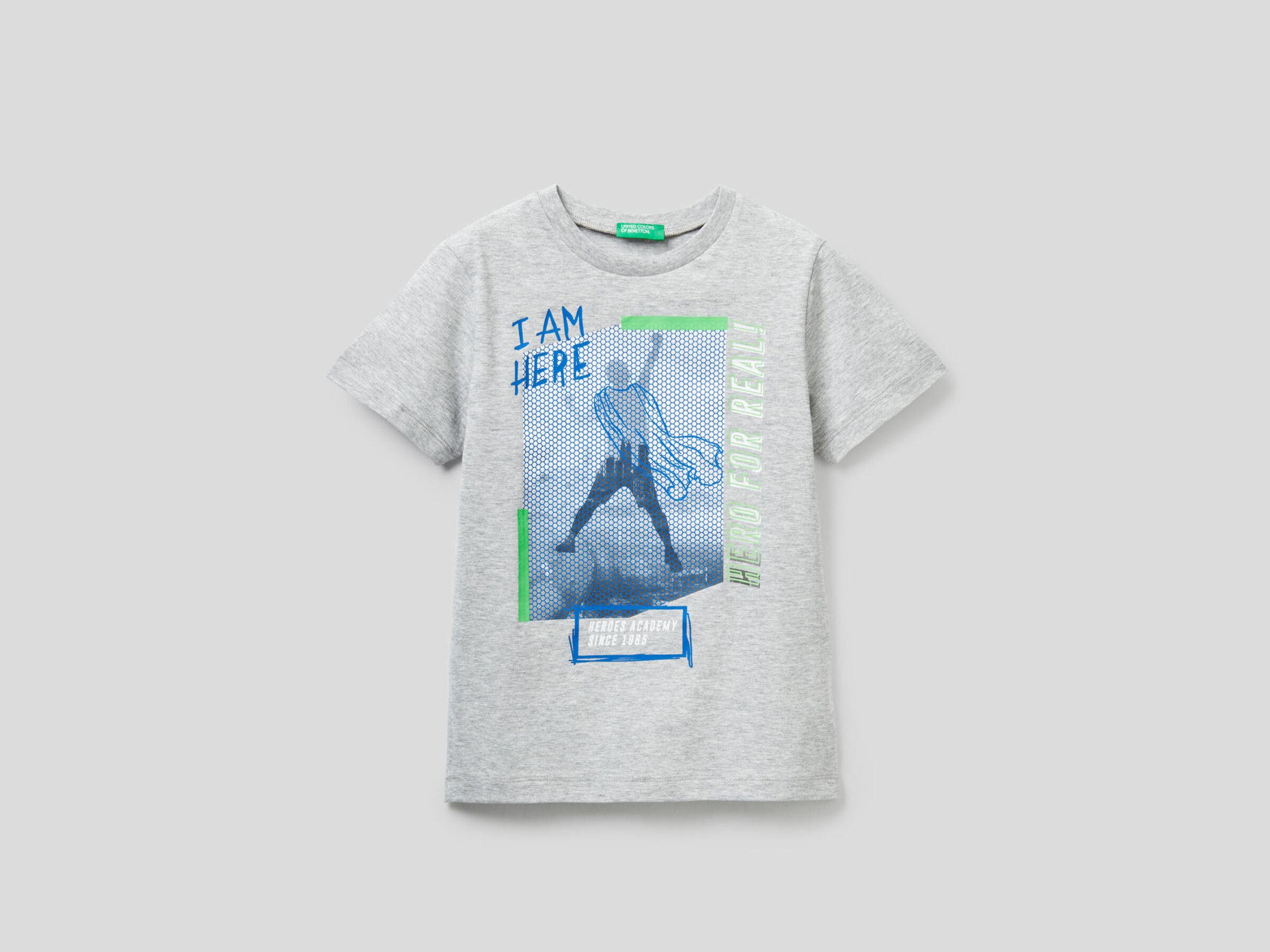 T-shirt with graphic print image number null