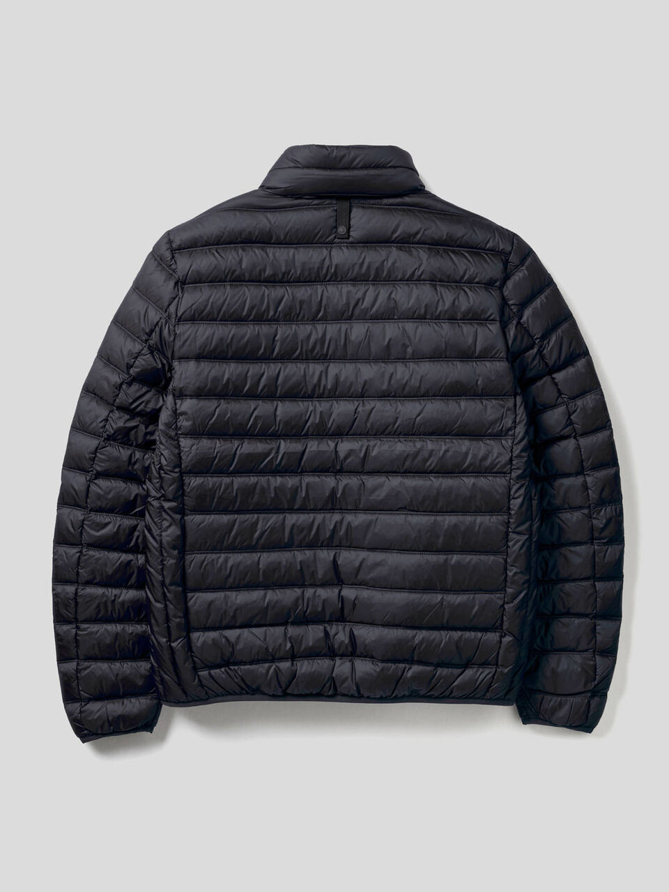 Ultralight slim fit padded jacket image number null