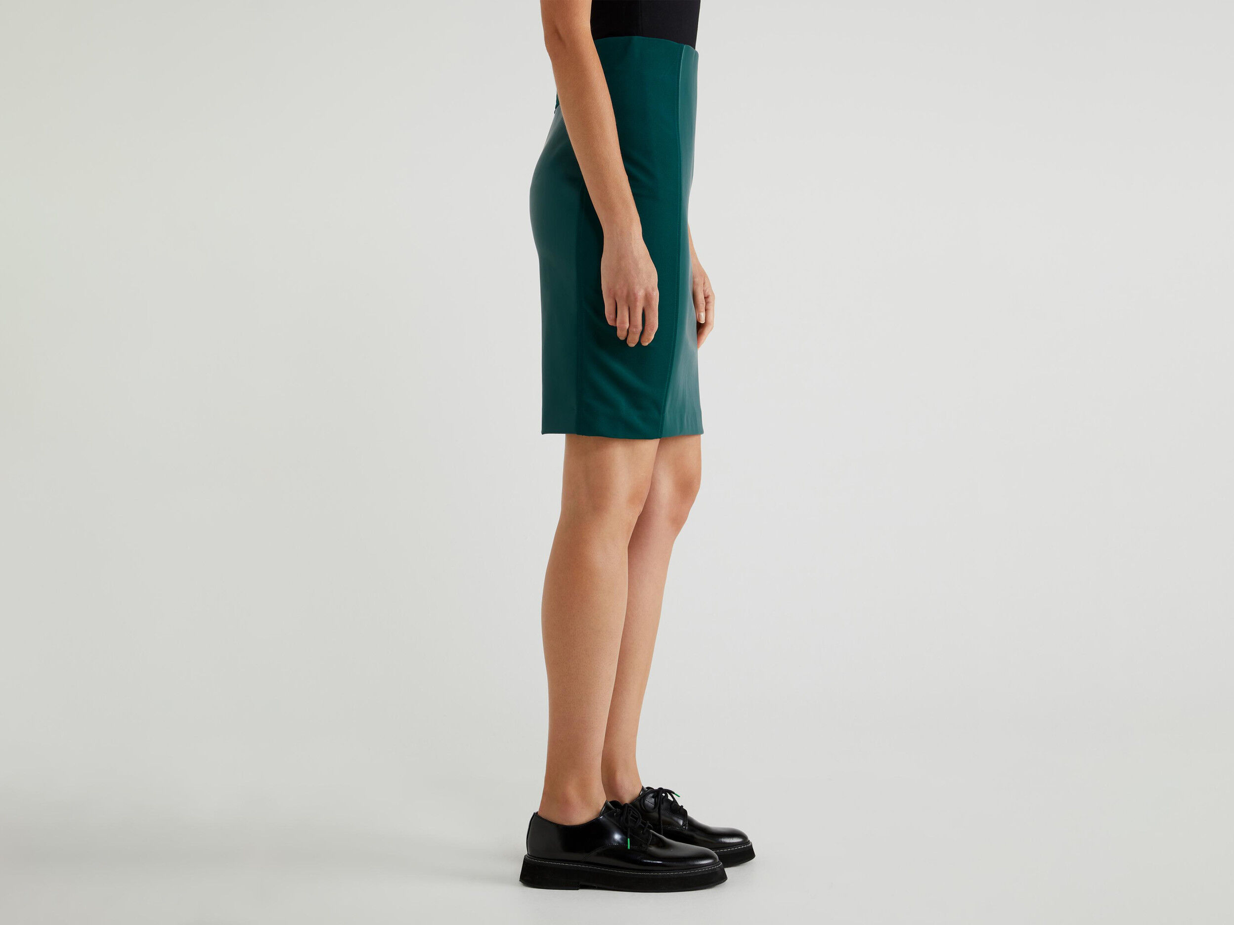 pine green pencil skirt