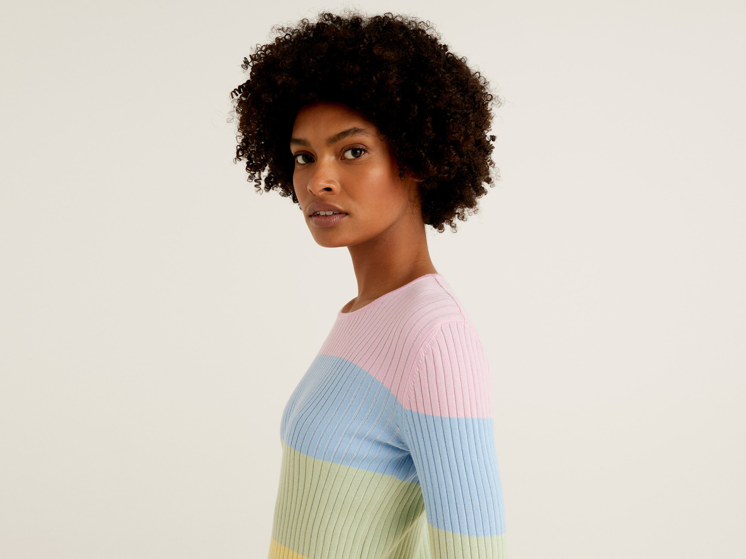 elan sweater