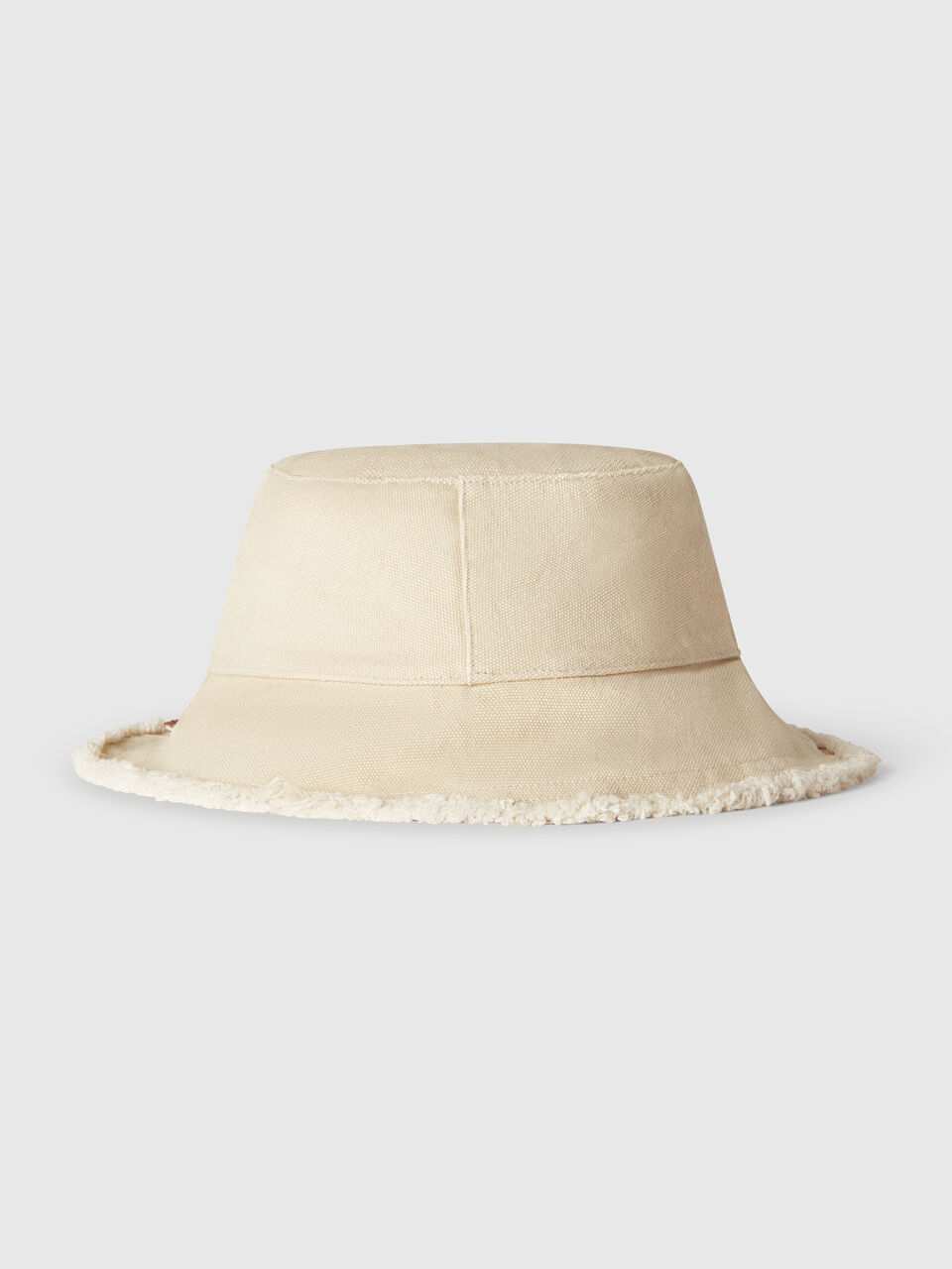 HAT Women image number 2