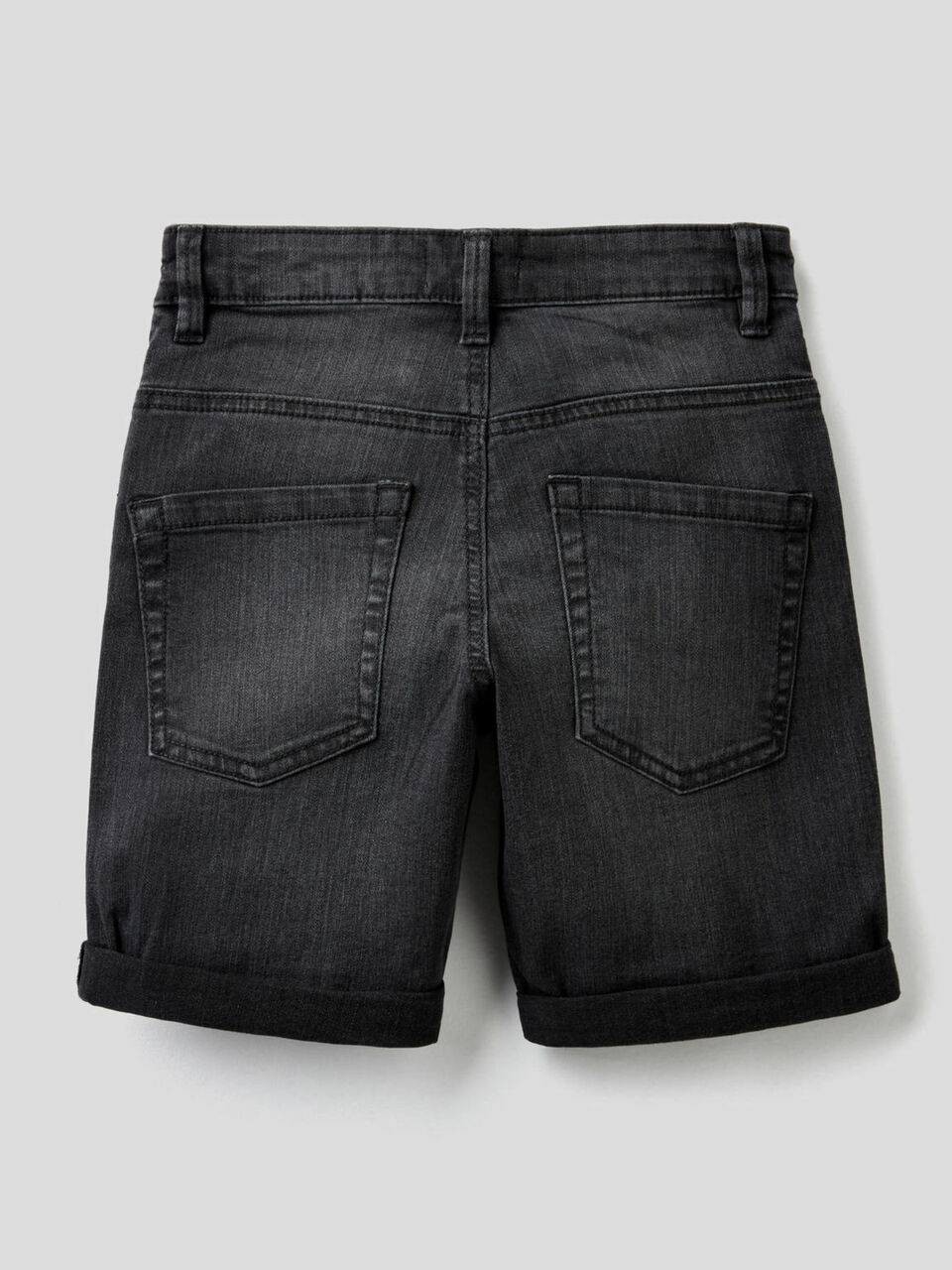 Slim fit bermudas image number null
