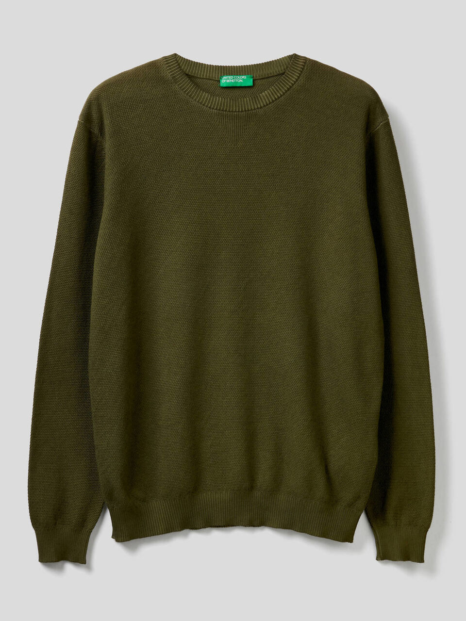 Crew neck sweater with V detail image number null