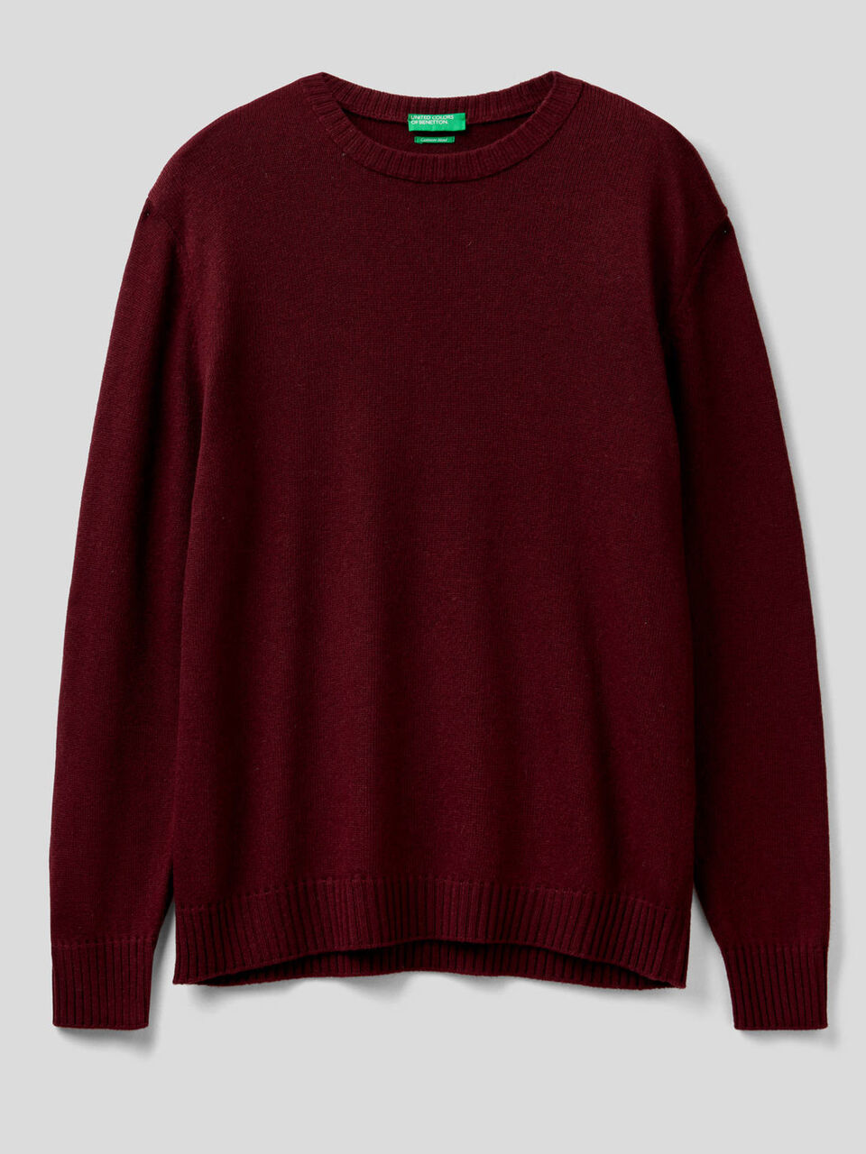 Crew neck sweater in cashmere and wool blend image number 1