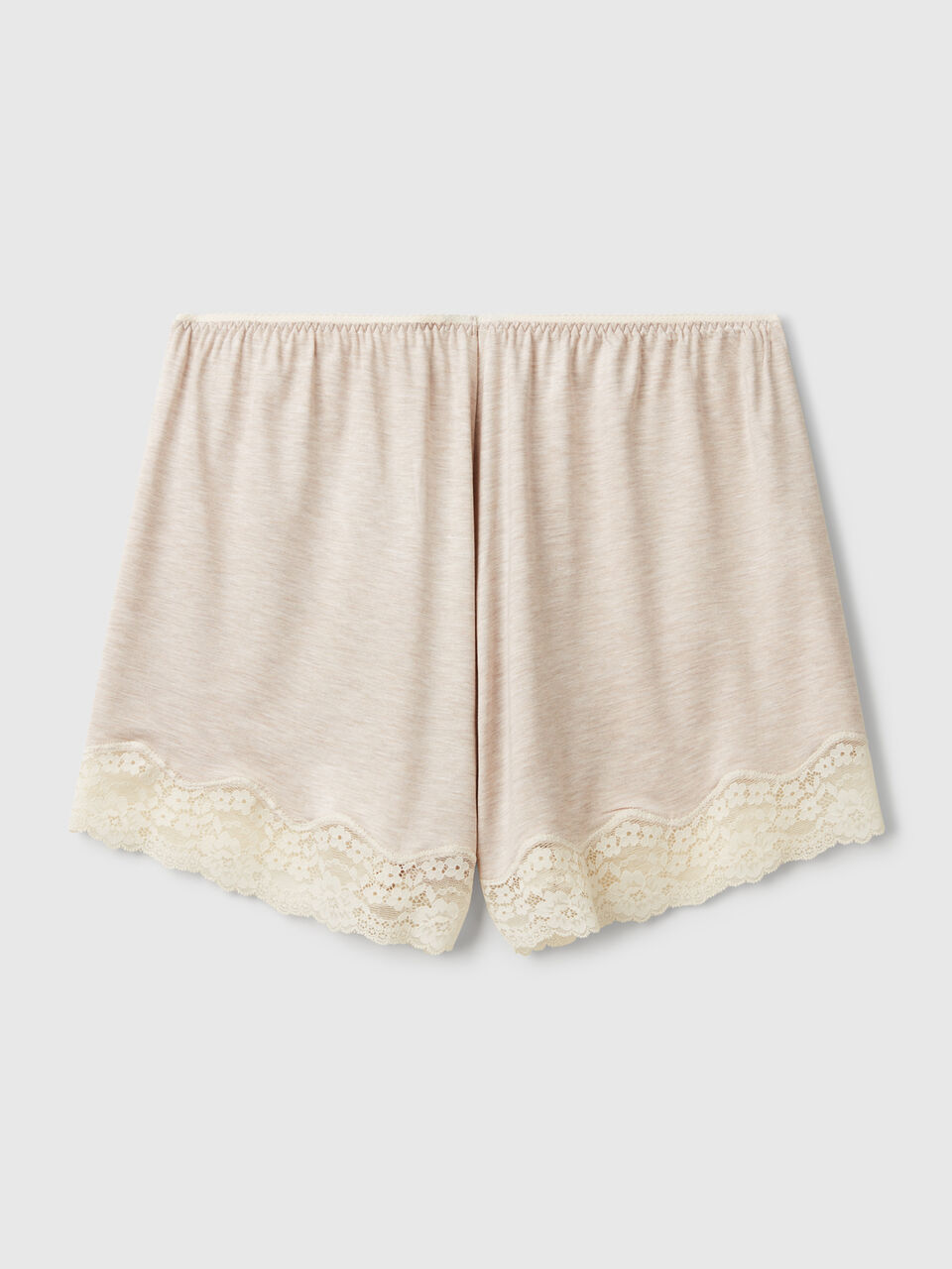 SHORTS Women image number 2