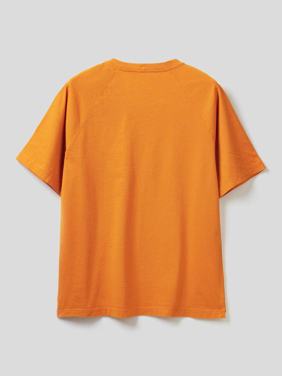 Raglan sleeve t-shirt in 100% cotton image number 2