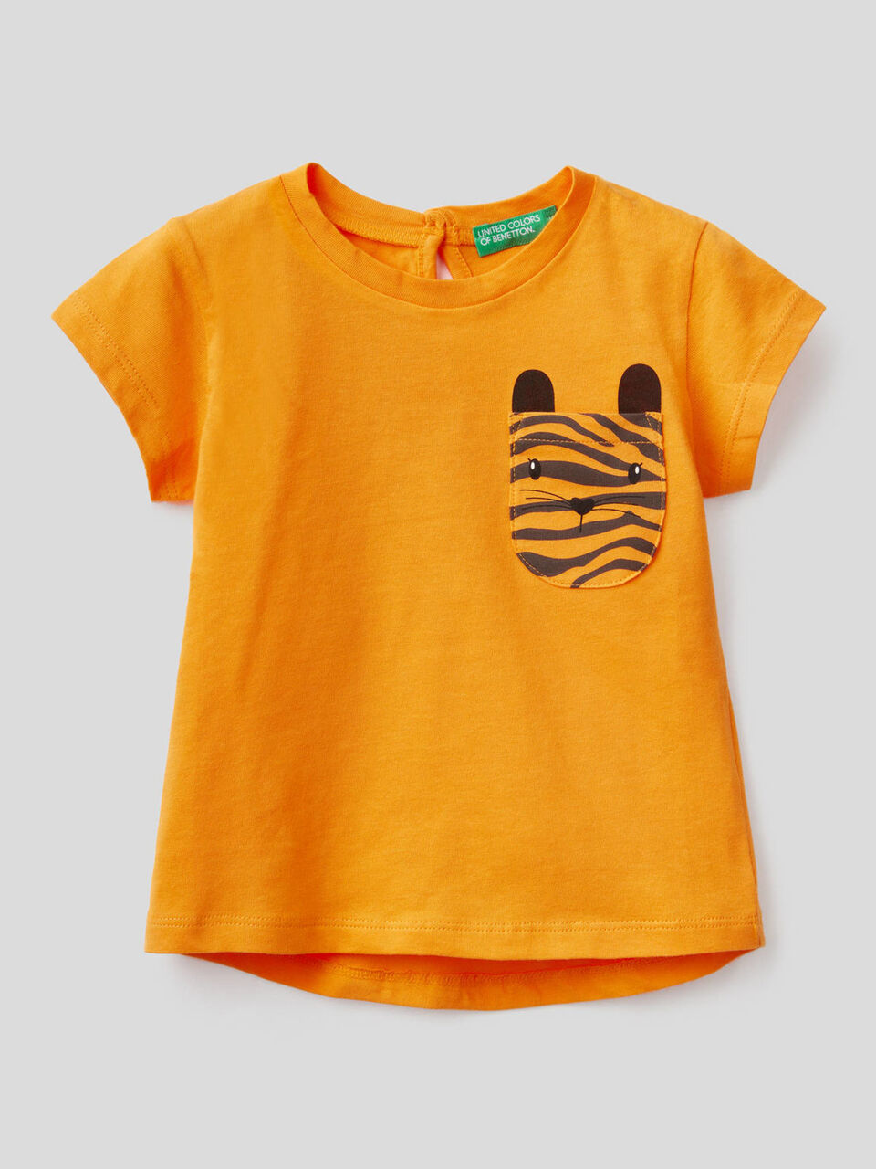 Cotton t-shirt with printed pocket image number null