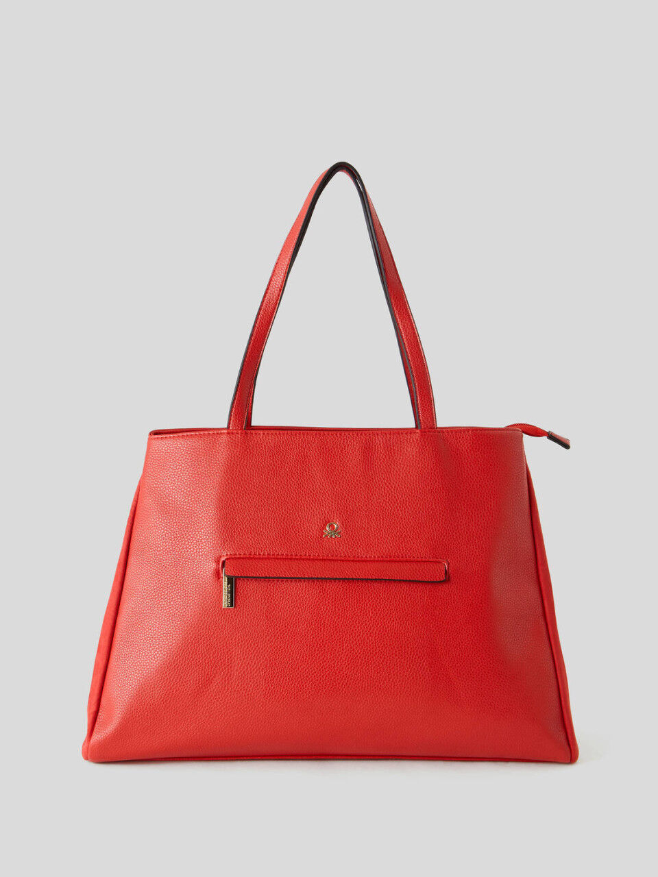 Benetton Handbag 2024 favors