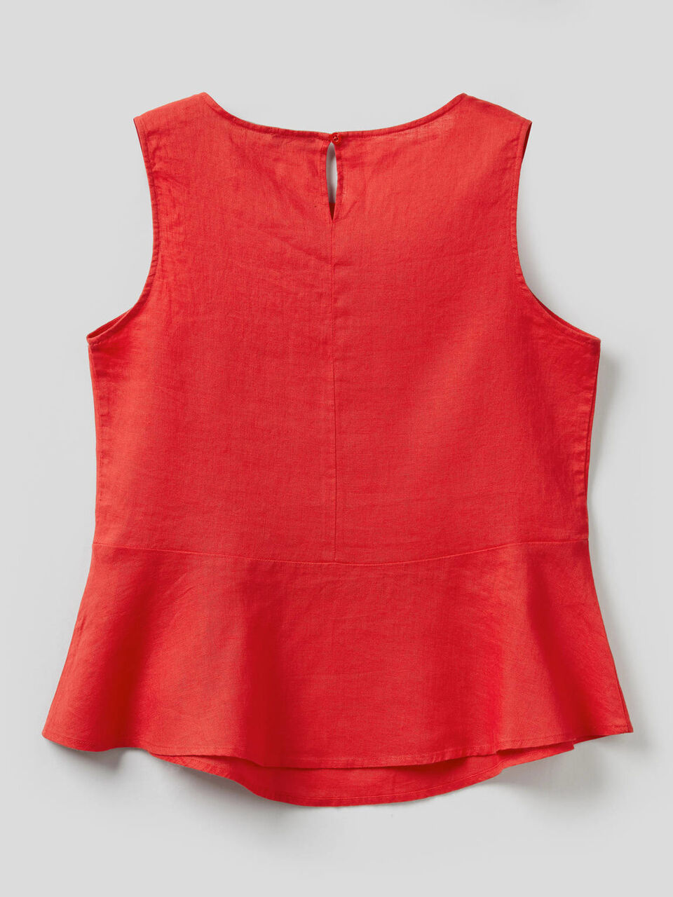 Sleeveless blouse in pure linen image number 2