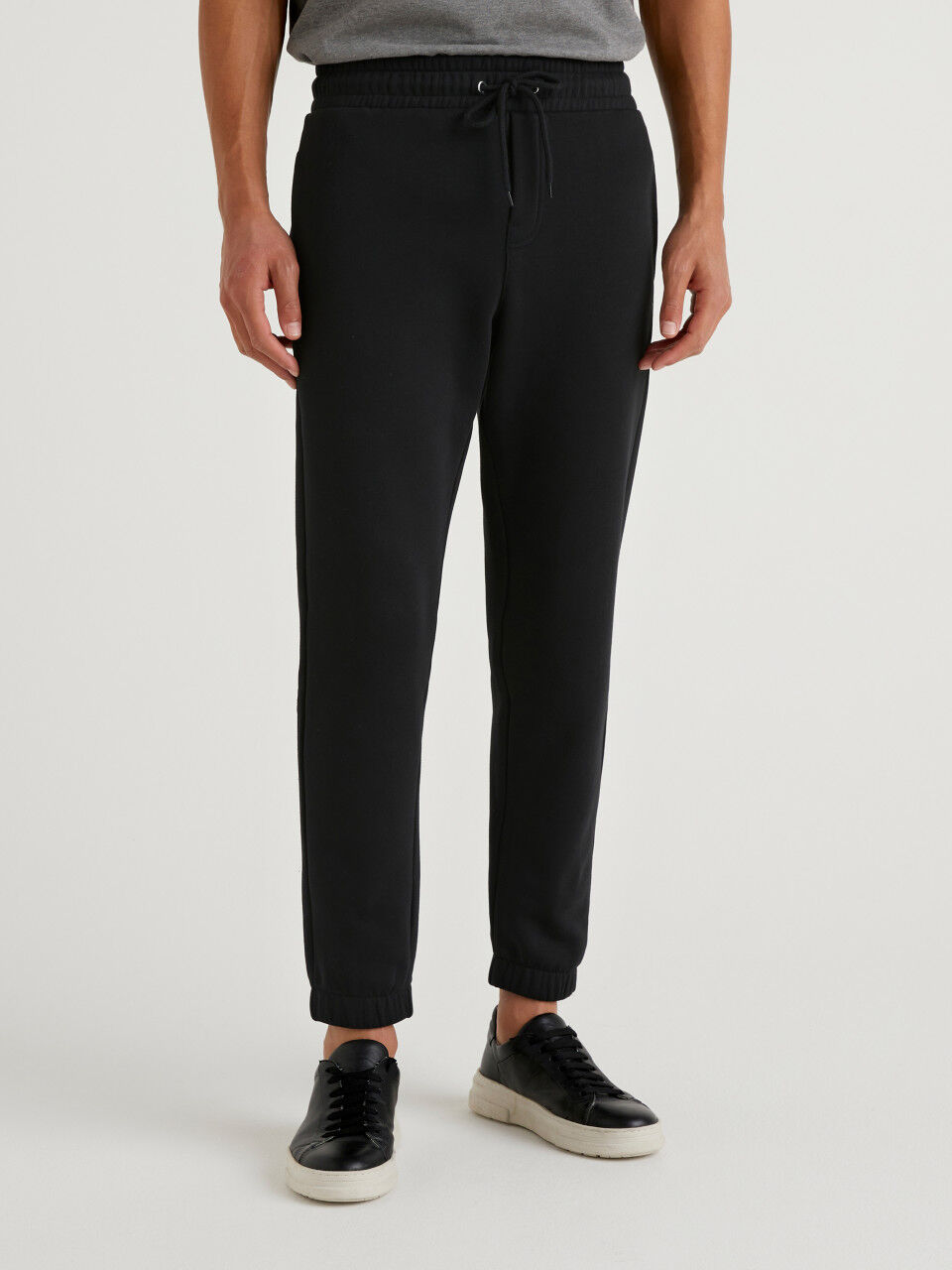 El Chinito Christmas 2021 Men S Trousers New Collection 2021 Benetton