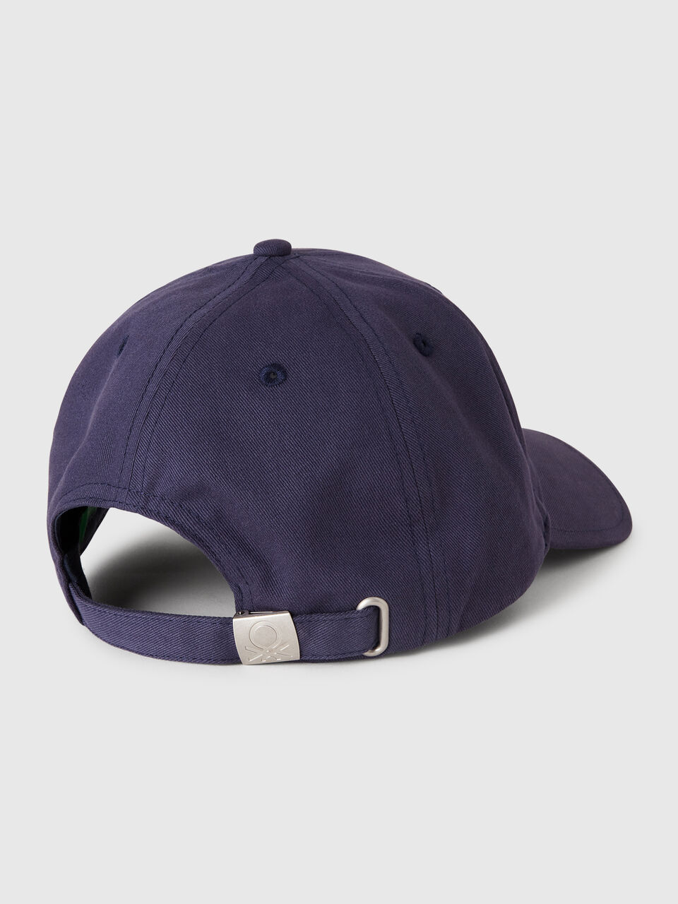 HAT Men image number 2
