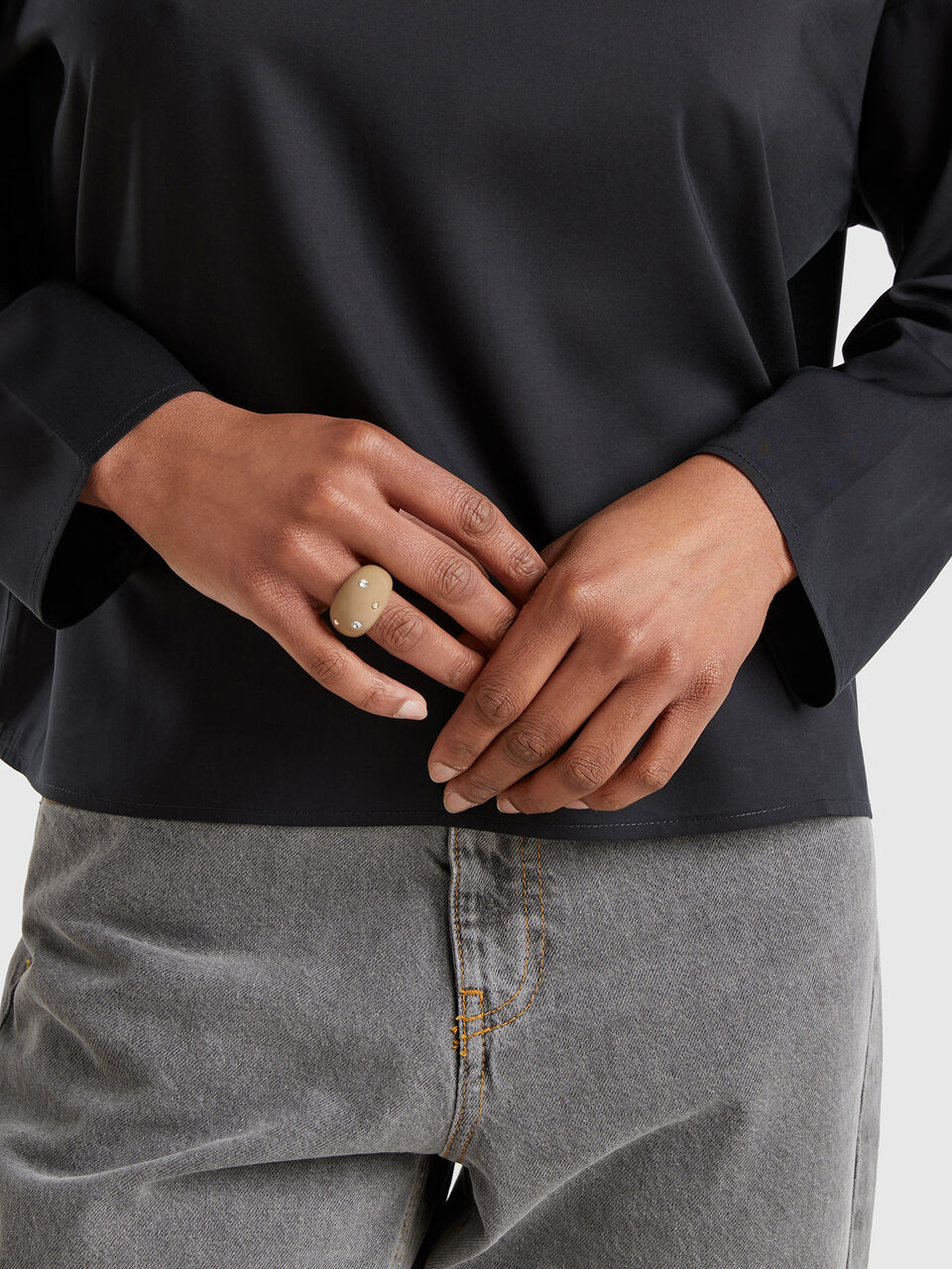 RINGS Women image number 2