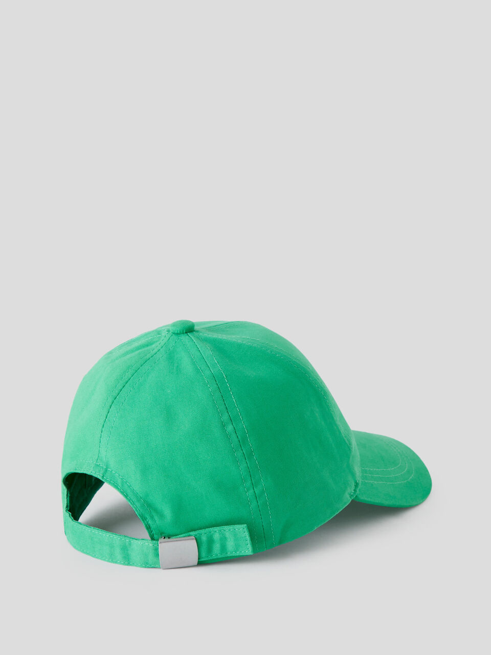 Cotton hat with brim image number 2
