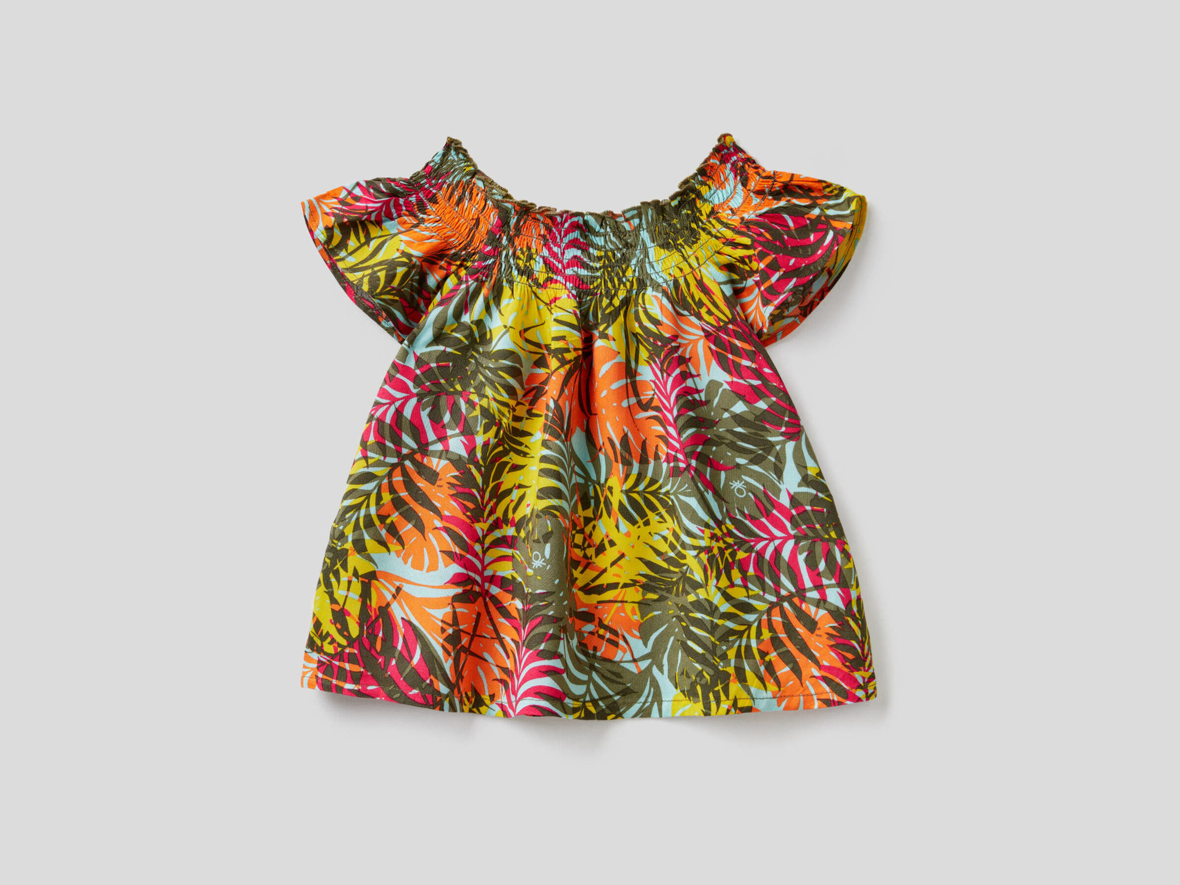 Patterned flared blouse image number null