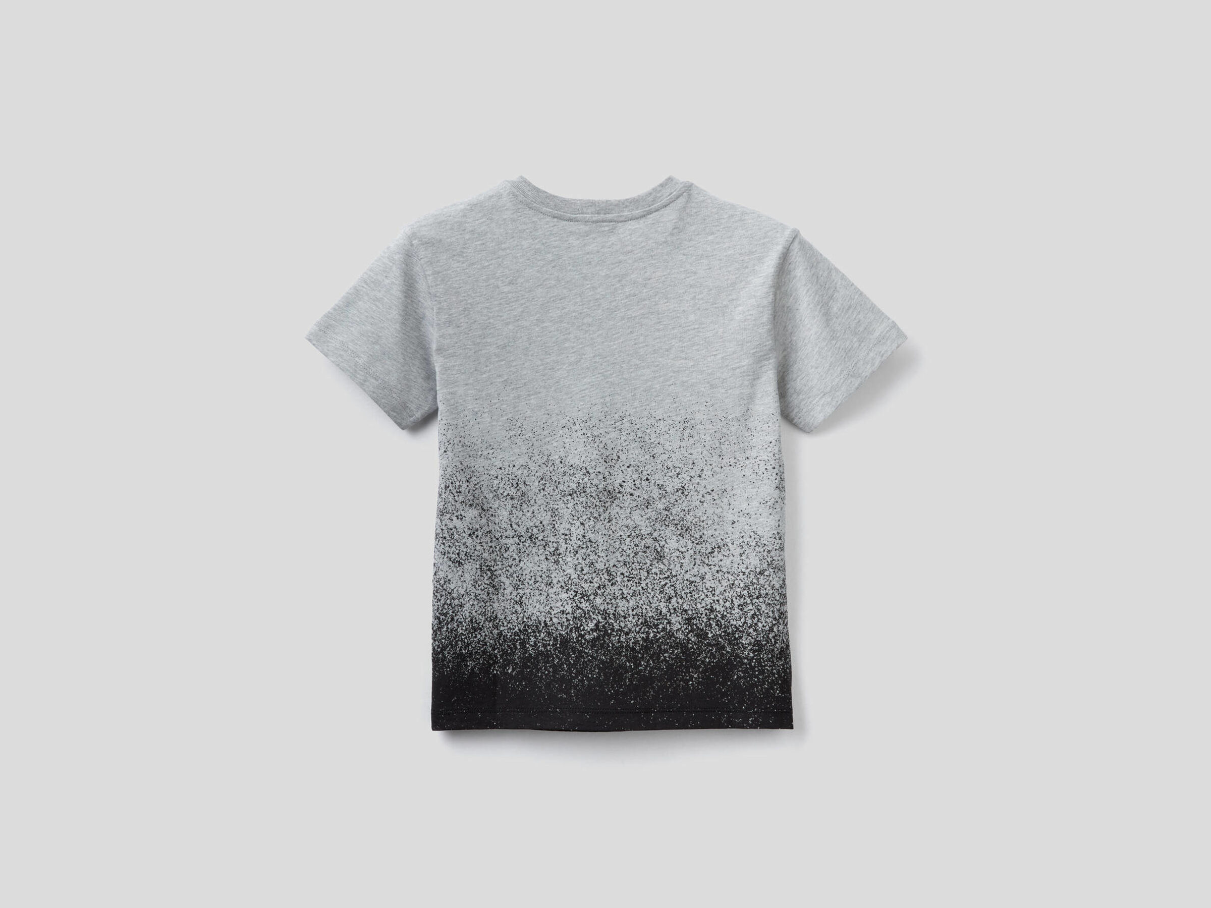 T-shirt with spray look print image number null