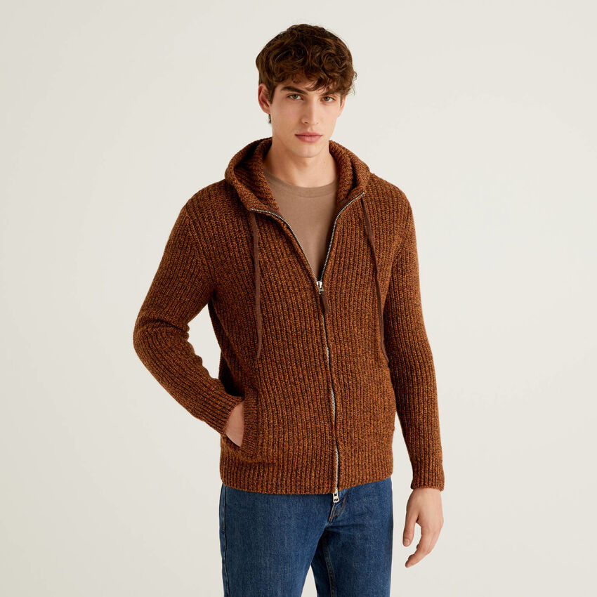 Sweater with hood in Shetland wool