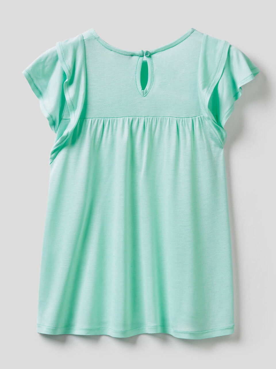 T-shirt with ruffles on the sleeves image number null