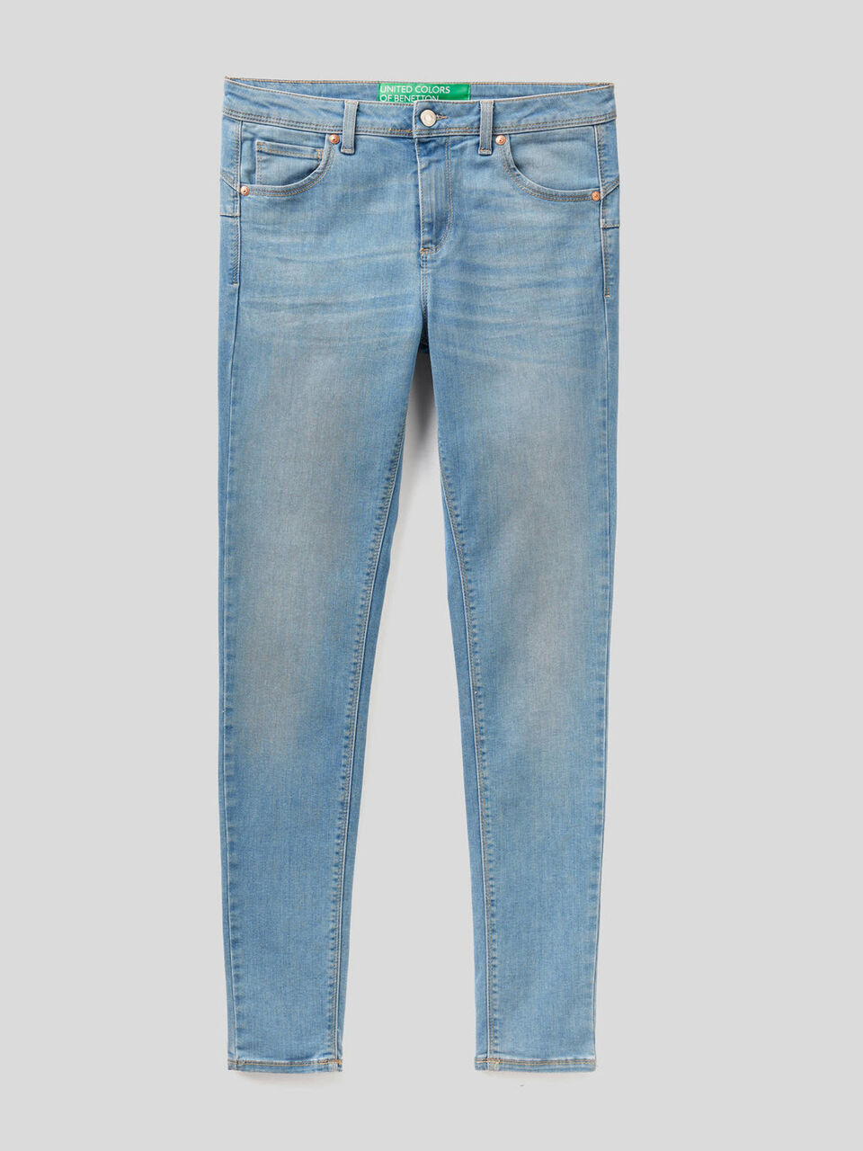 Skinny fit push up jeans image number null