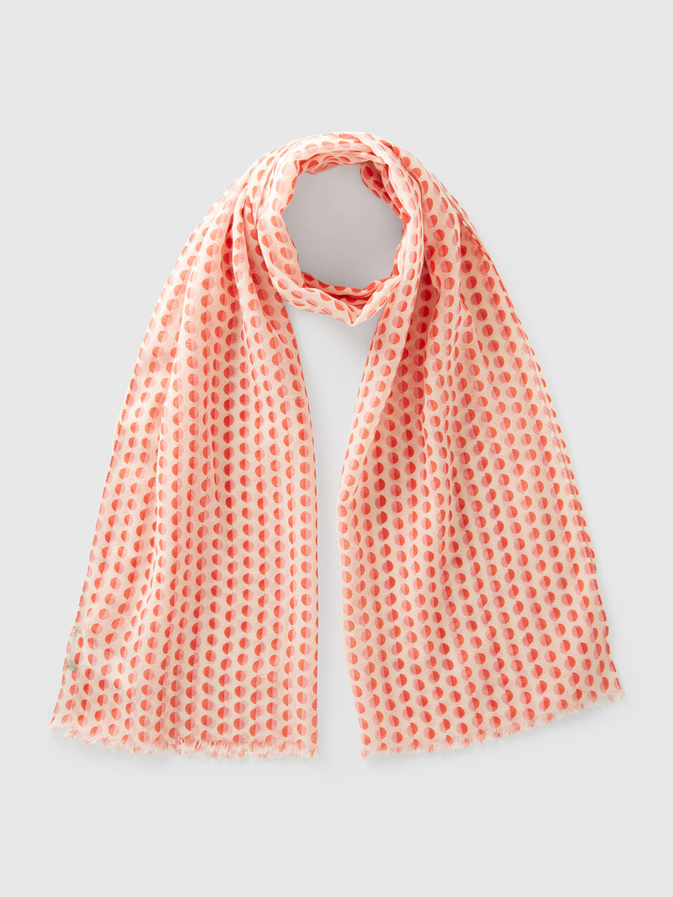 SCARF Women image number 1