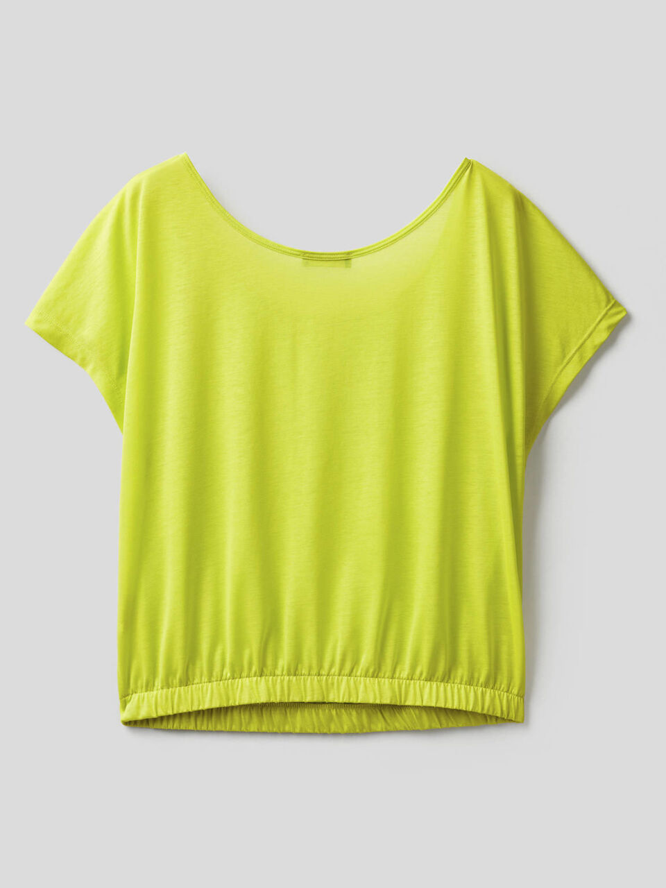 Flowy blouse with round neck image number 2