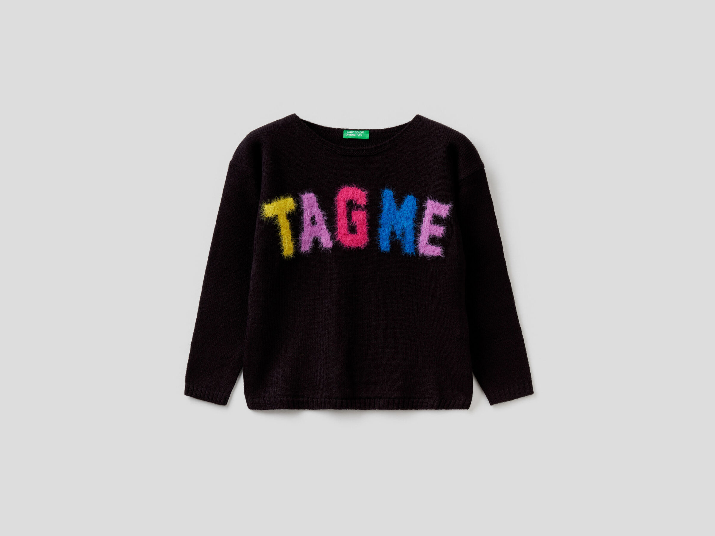 Sweater with graphic inlay image number null