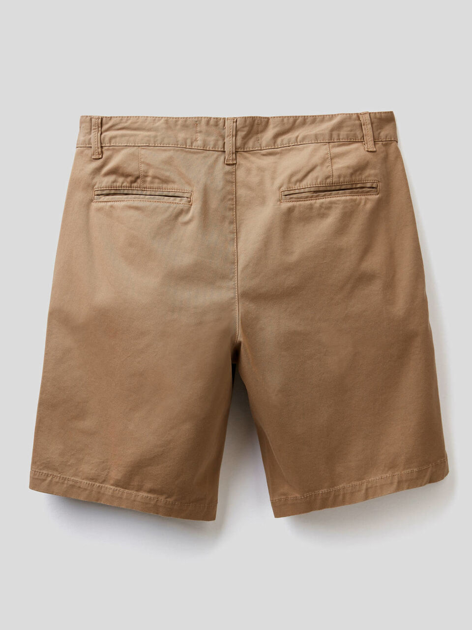 Chino bermudas in stretch cotton image number null