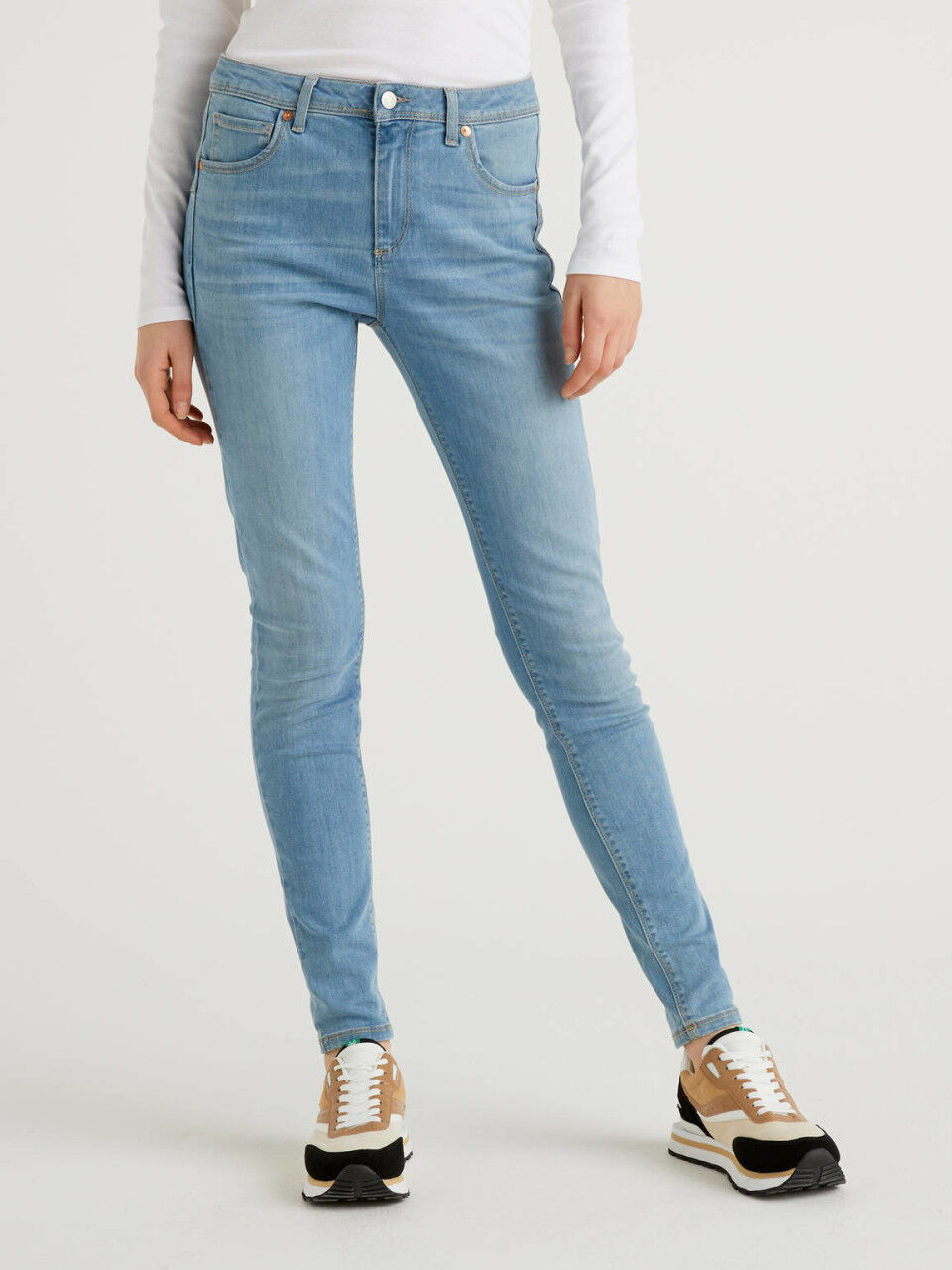 Women S Jeans New Collection 21 Benetton Women S Jeans New Collection 21 Benetton