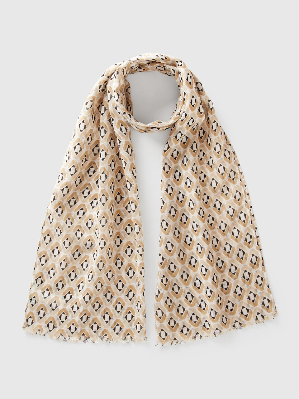 SCARF Women image number 1