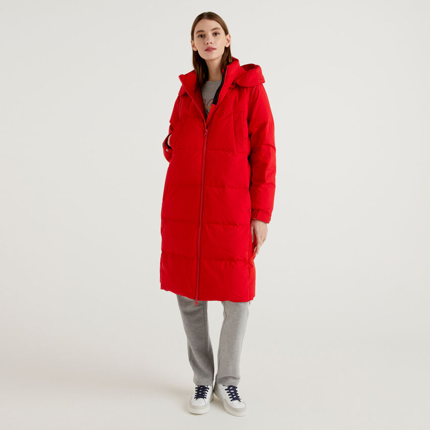 Long puffer jacket with removable sleeves