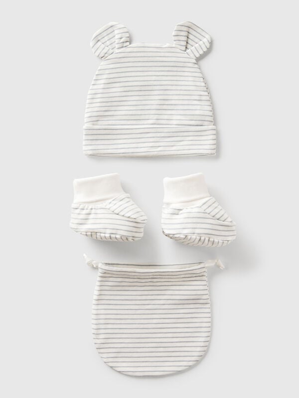 Striped hat and slippers New Born (0-18 months)