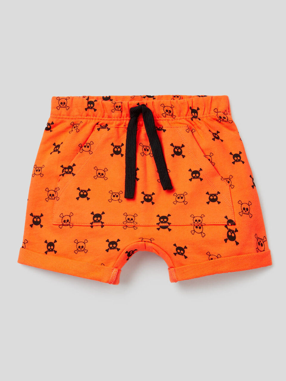 Shorts with maxi pocket image number null