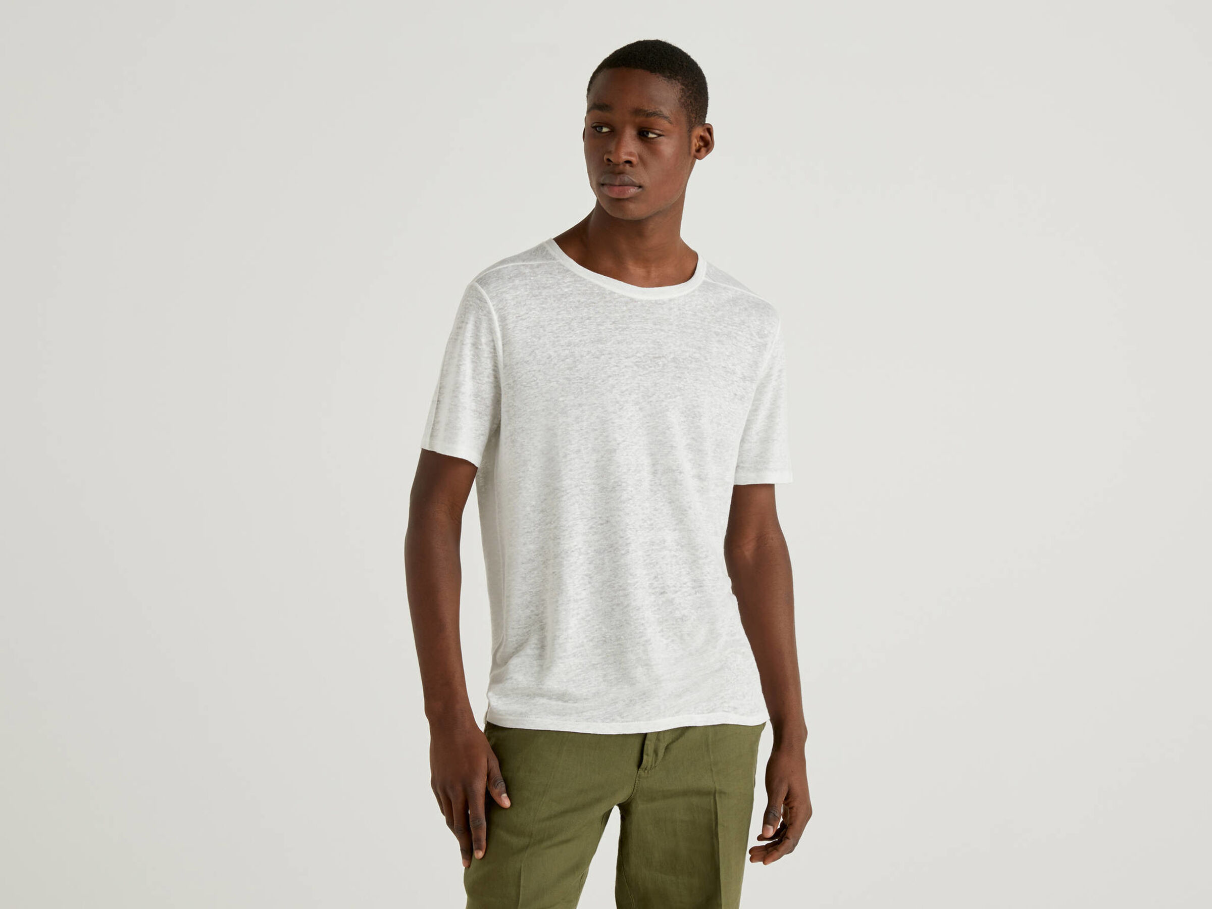 T-shirt in pure linen