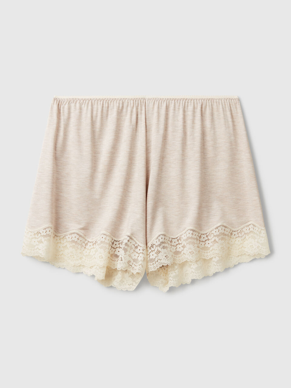 SHORTS Women image number 1
