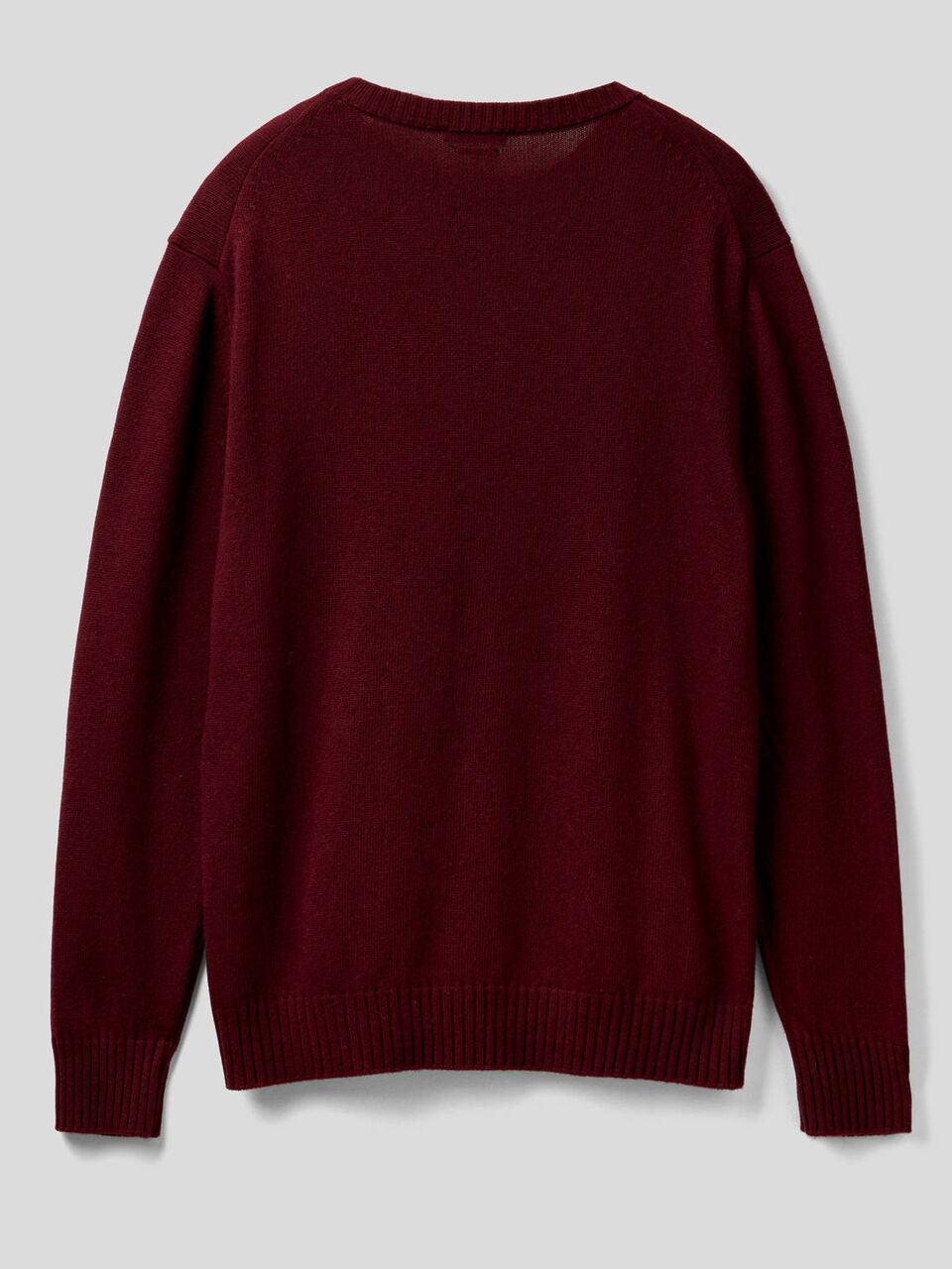 Crew neck sweater in cashmere and wool blend image number 2
