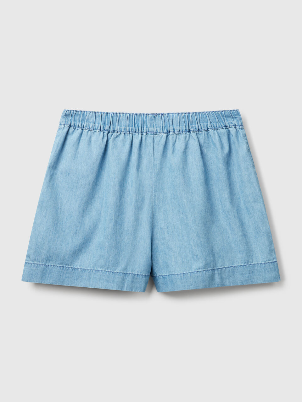 SHORTS Women image number 2
