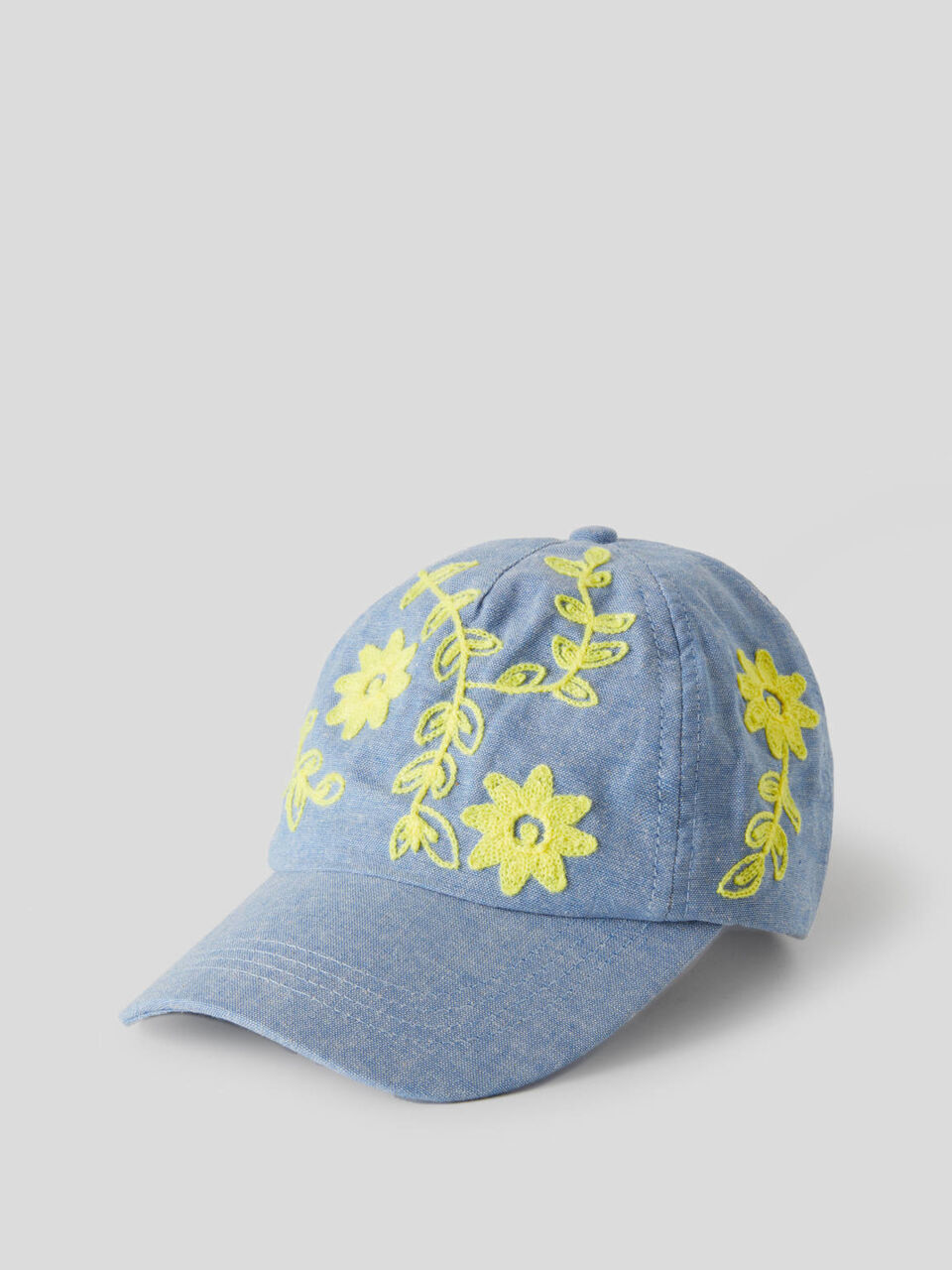 Baseball cap image number null