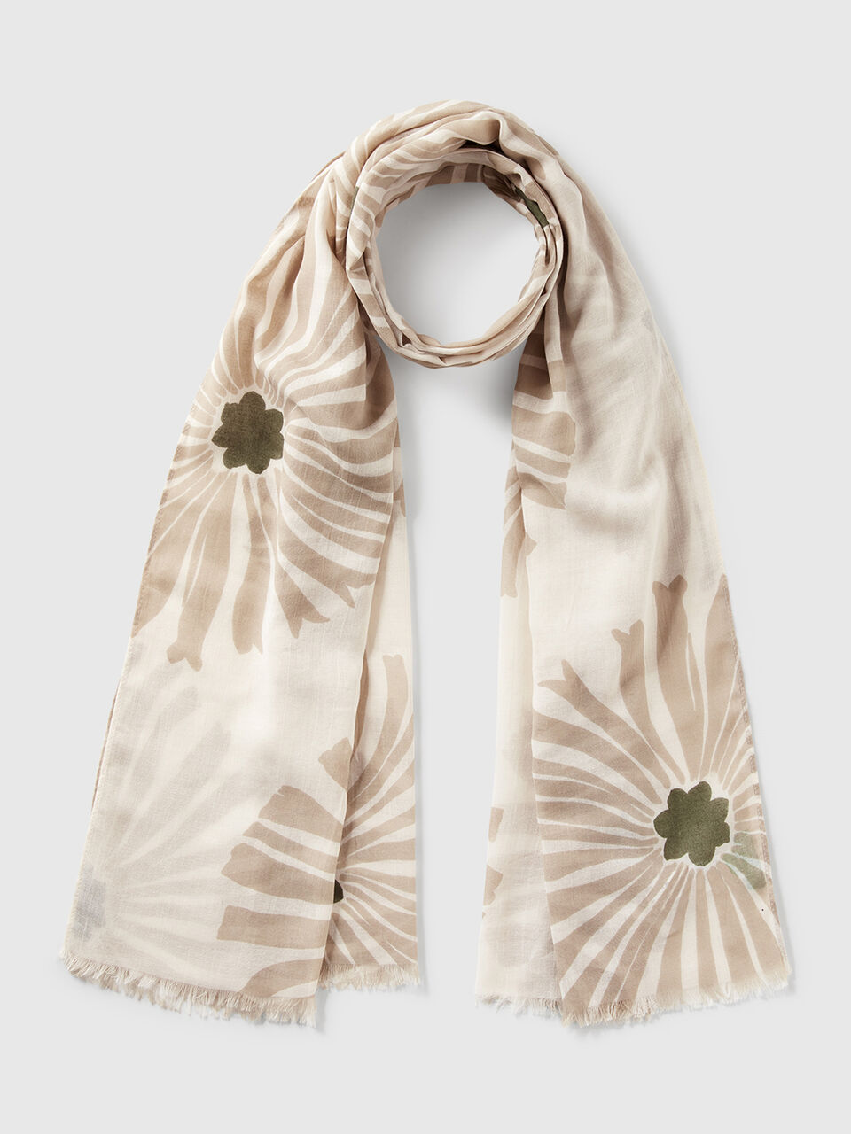 SCARF Women image number 1