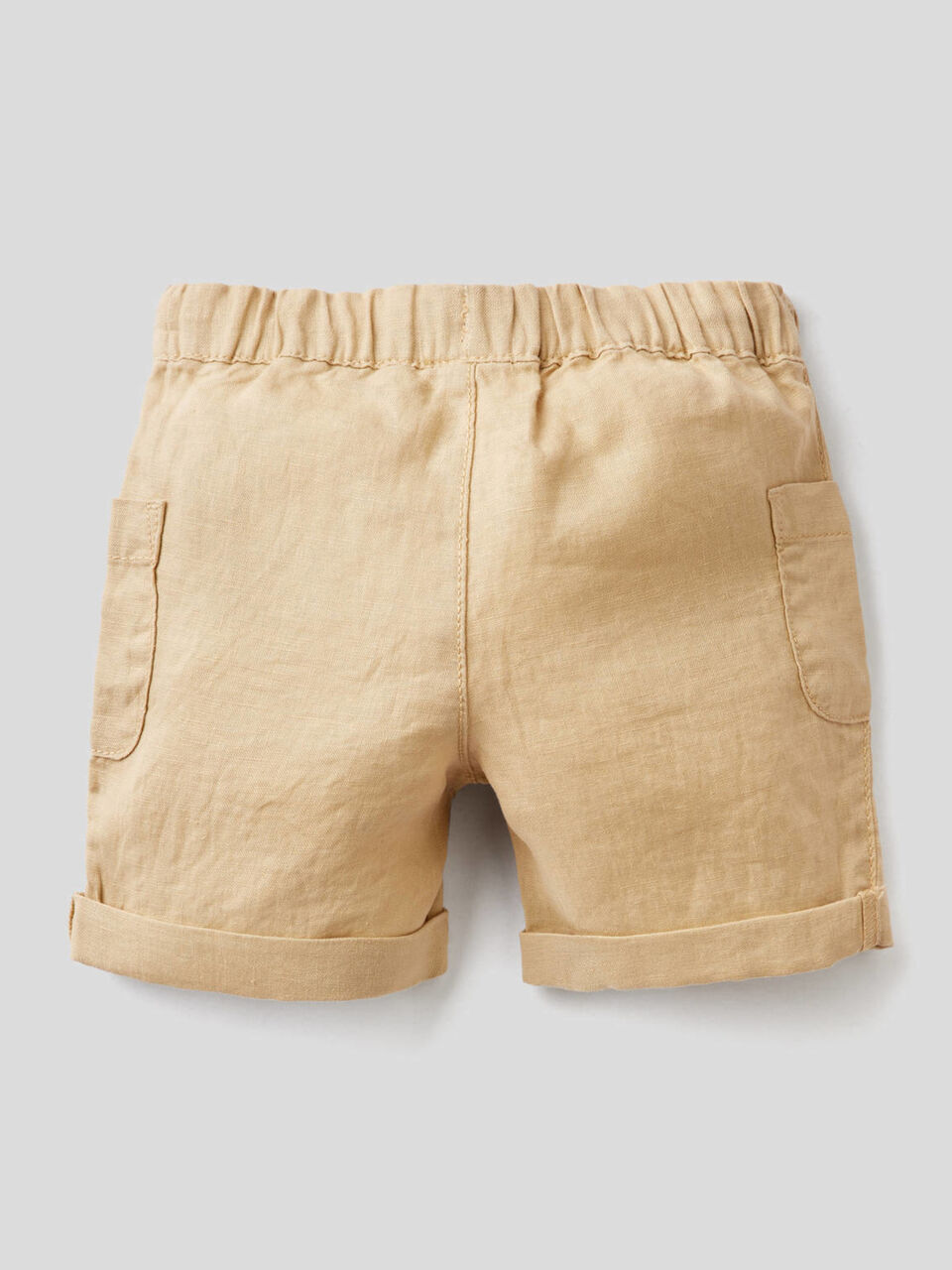 Shorts with drawstring image number null