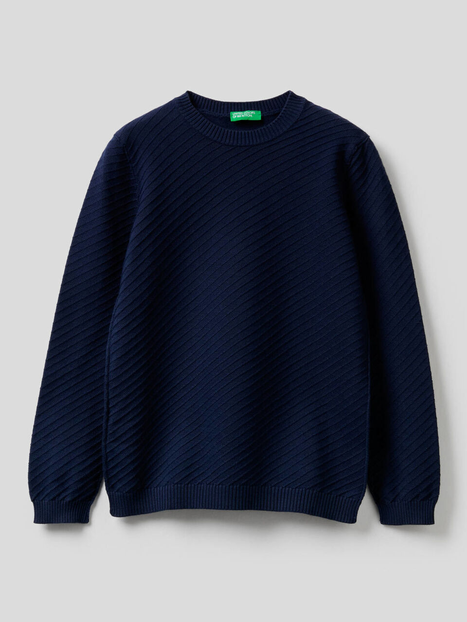Sweater with diagonal knit image number null