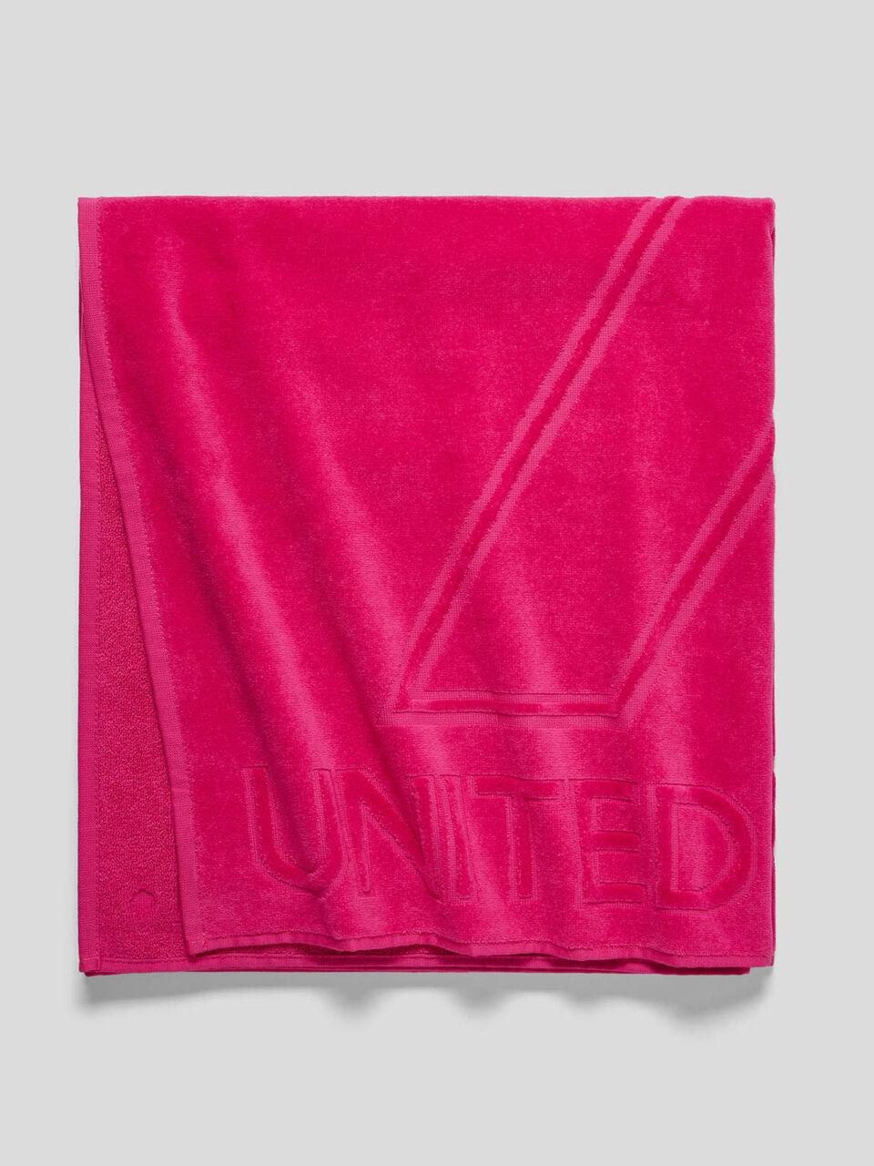 Logoed beach towel image number null
