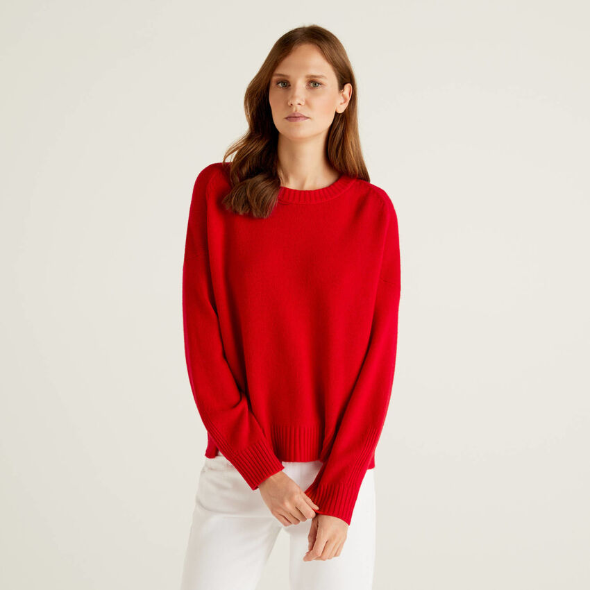 Wool blend sweater with slits