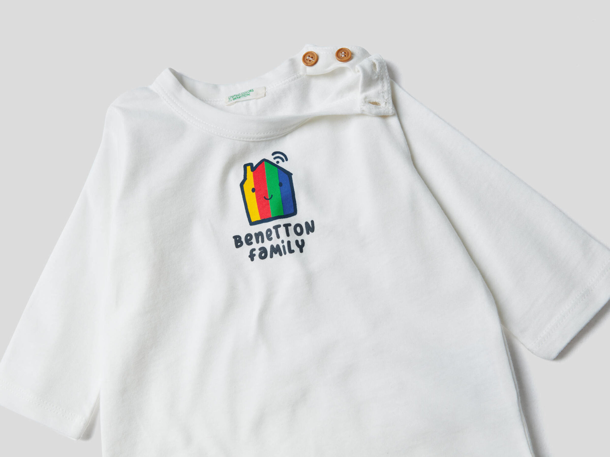 Long sleeve t-shirt with print image number null