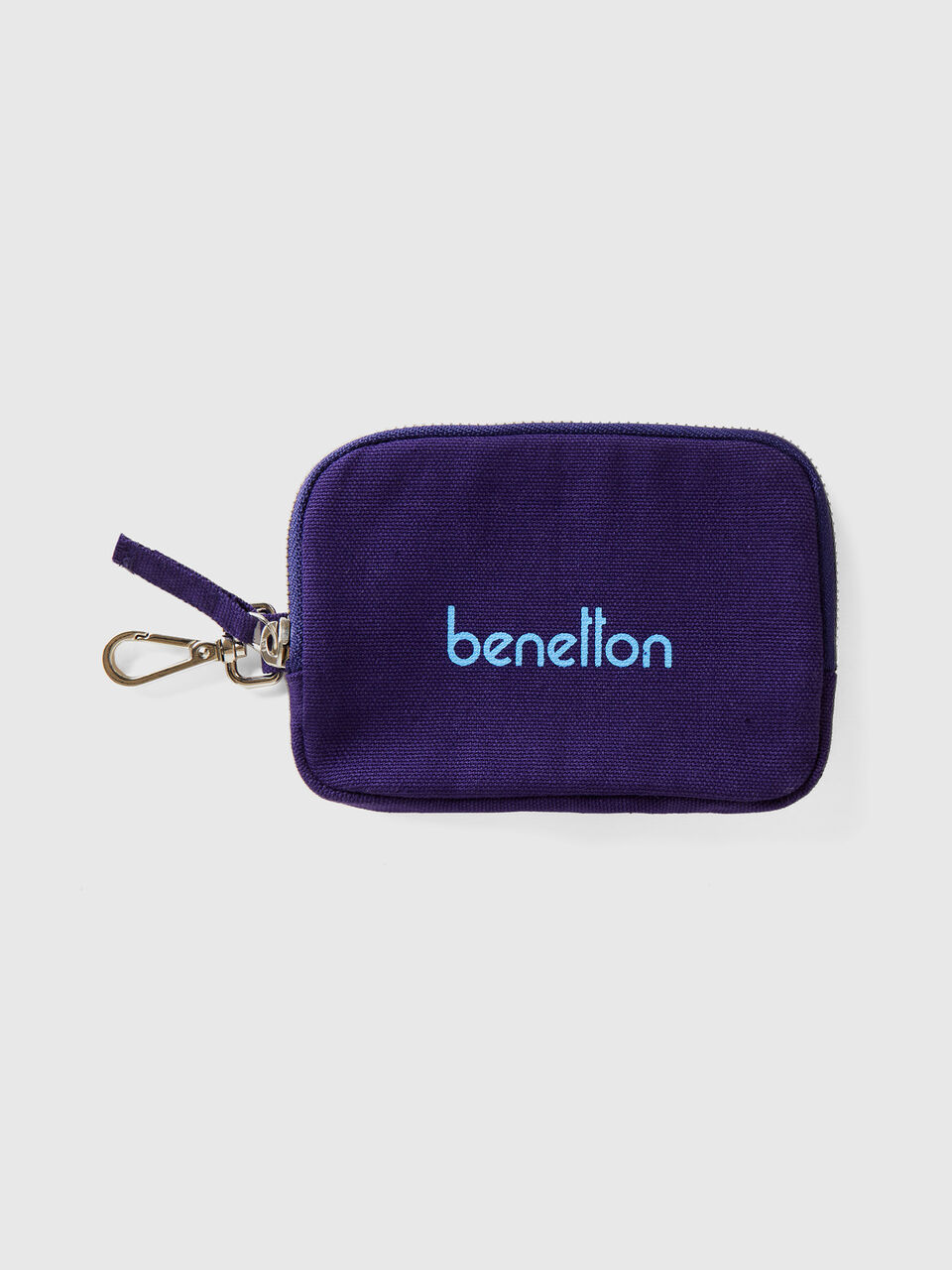 Blue keychain and coin purse image number 1