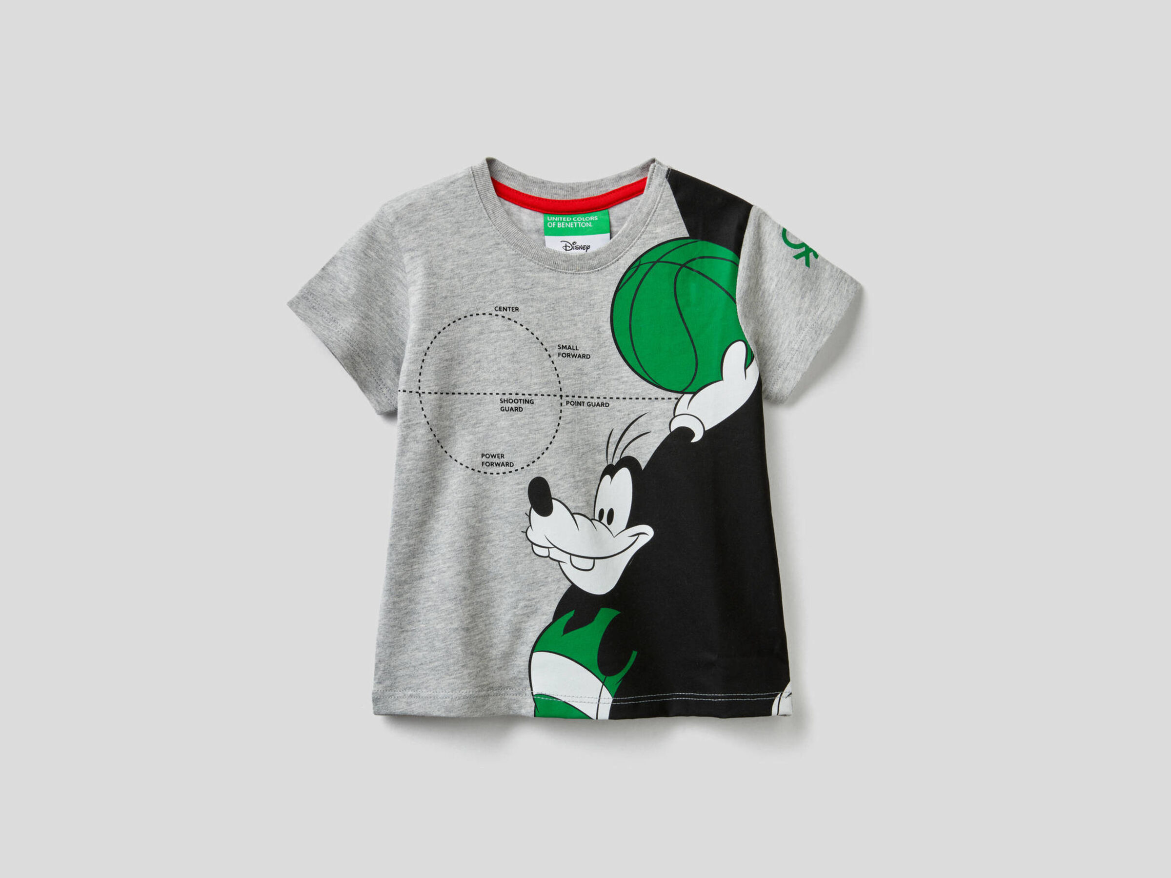 100% cotton t-shirt with Disney print image number null