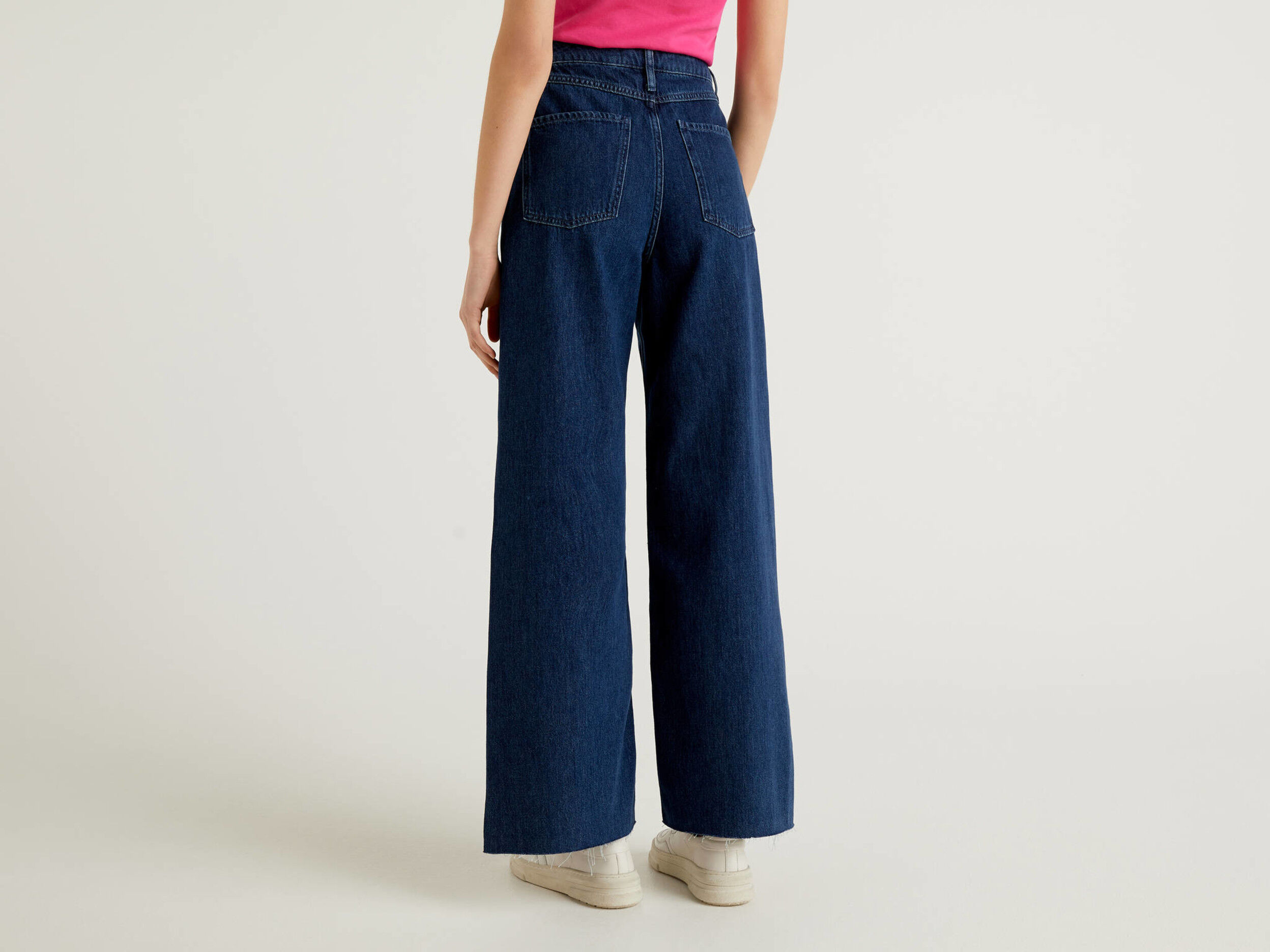 Wide leg jeans