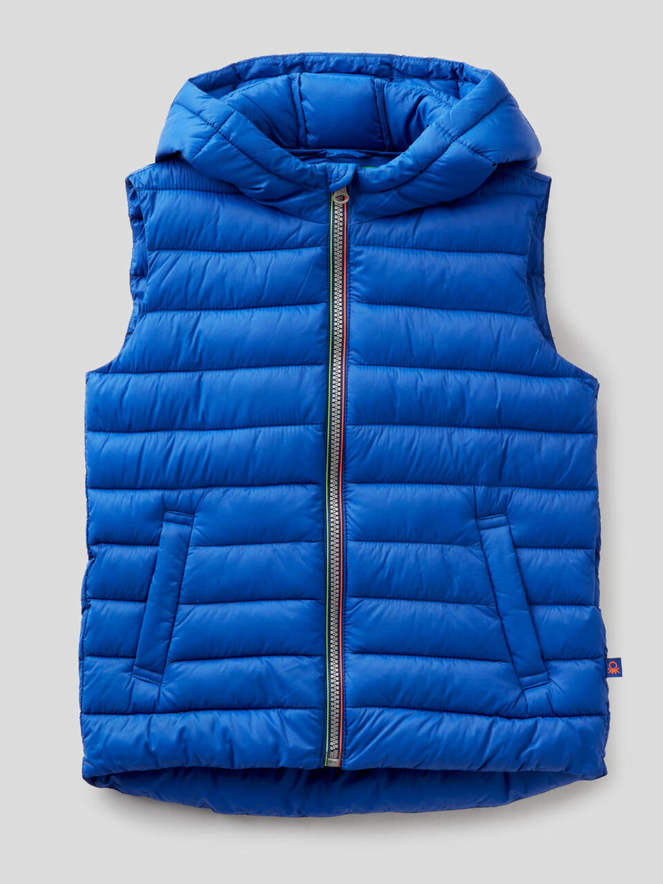 Sleeveless jacket with hood image number null