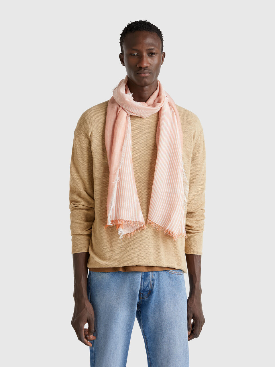 SCARF Men image number 2