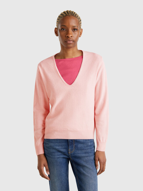 V-neck sweater in pure Merino wool Women